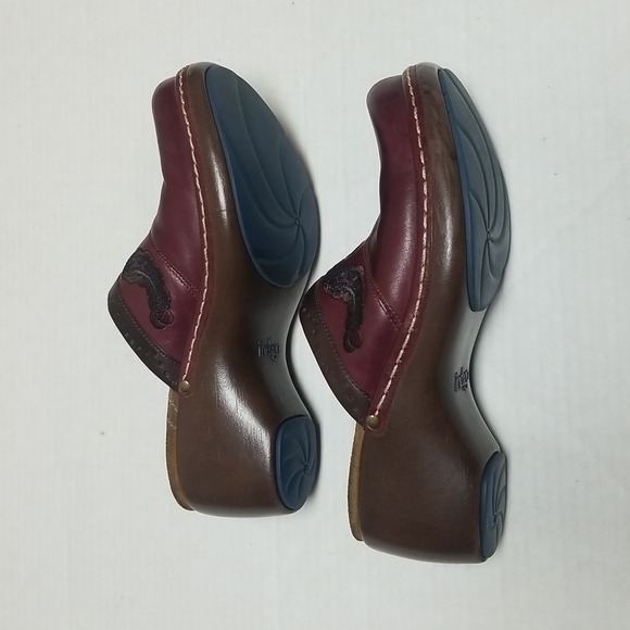 INDIGO BY CLARKS CLOGS - Picture 2 of 12